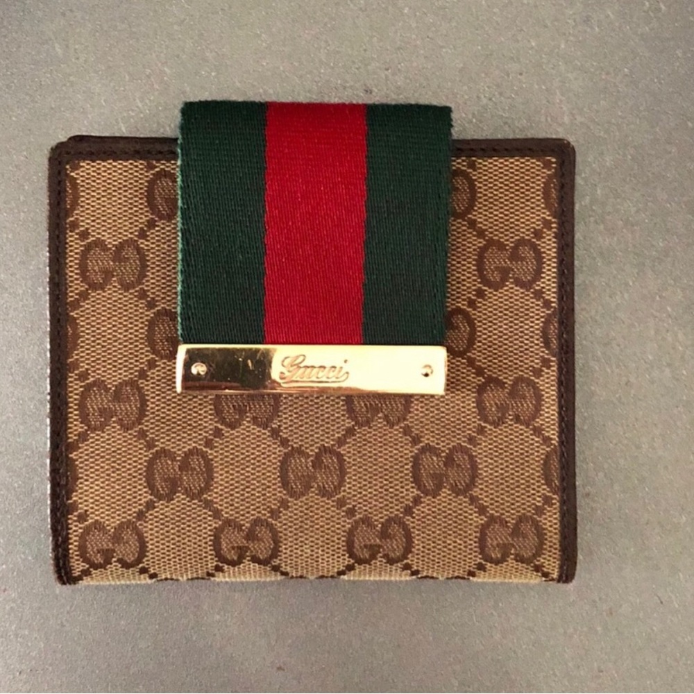 ✨💯Authentic Gucci Wallet